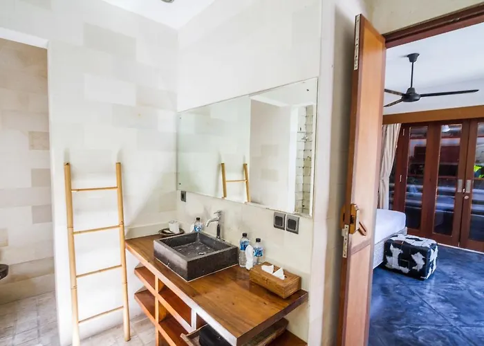 Martine - Fantastic 5br - Perfect Location In